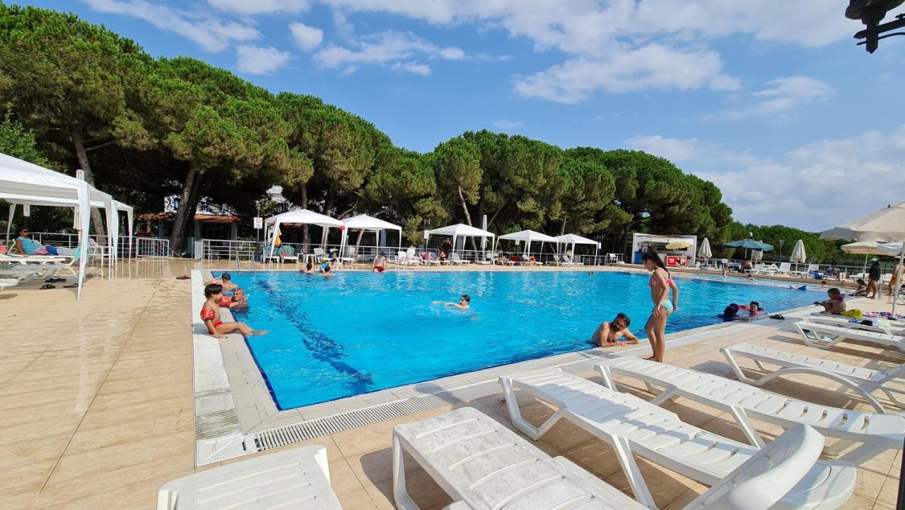Sporkoey Hotel & Beach Club Darıca Eksteriør bilde